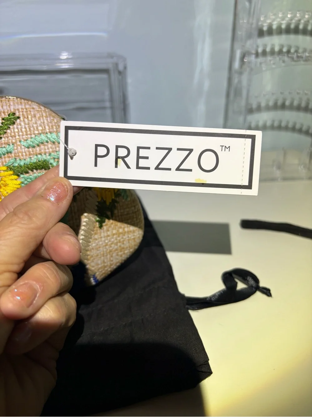 NWT Prezzo Embroidered Palm Woven Clutch With Chain or Beaded Removable Strap